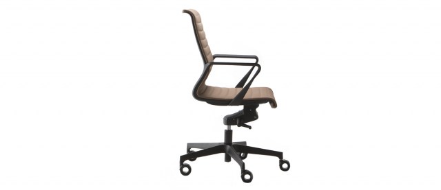 DYNAMICA SOFT Executive Chair